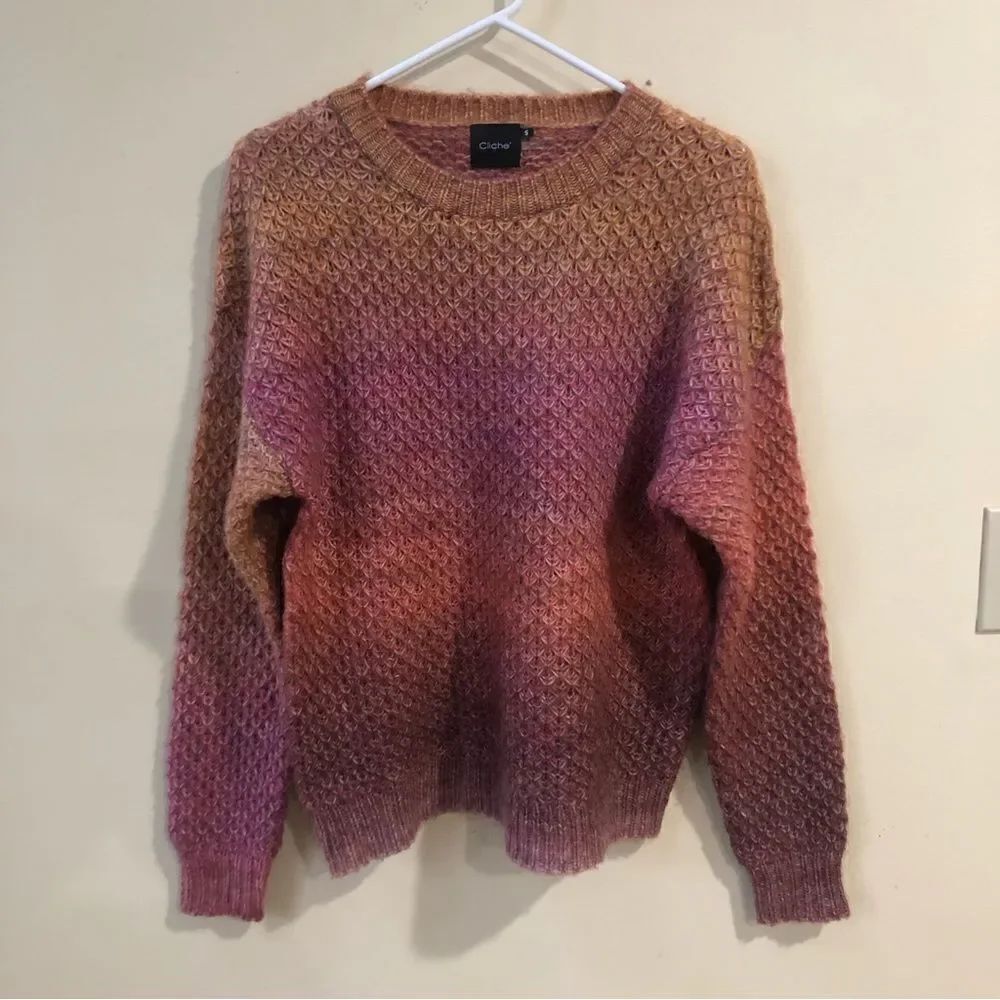 Cliche Sweater - Picture 2 of 6